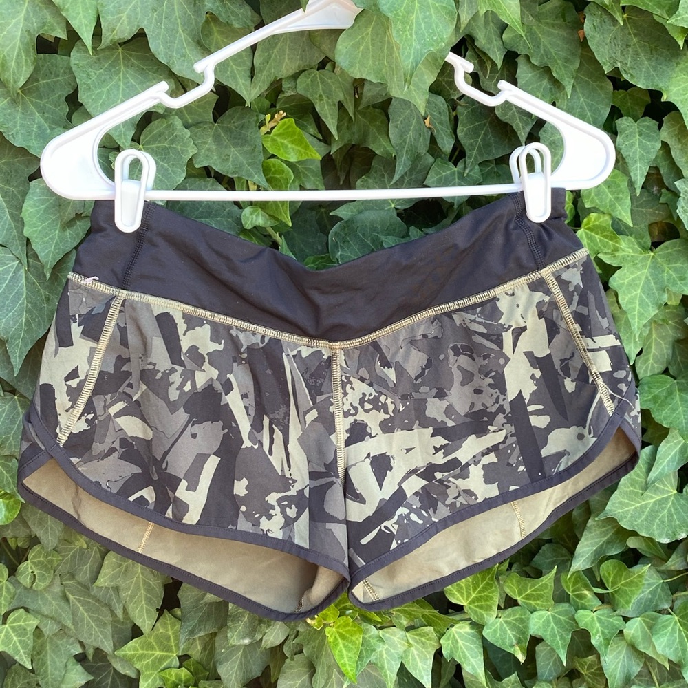 Lulu lemon speed up shorts